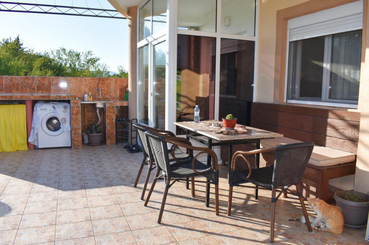 Apartments Murati Улцинь Экстерьер фото